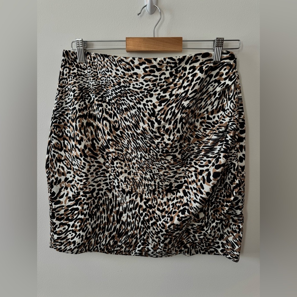 NWT Express Black and Brown Animal Print Pencil Skirt Size Medium